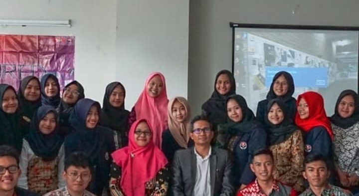 Student Asociation of Program Study Management Catering Industry Management Held Event “Share Education for Student Exchange and Study Abroad Program”